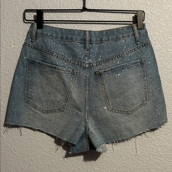 Embellished Denim Shorts - Picture 6 of 7